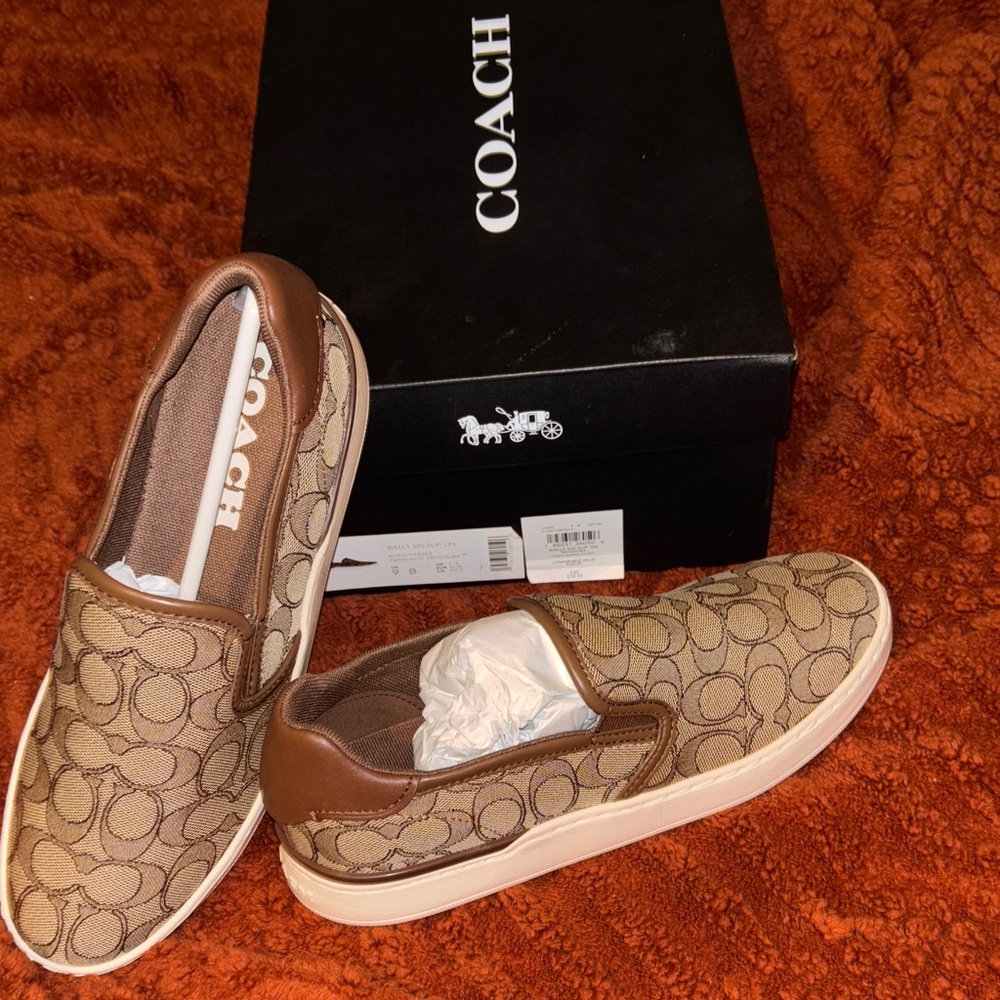 Coach Tan and Brown Patterned Slip-On Shoes Weg Sig